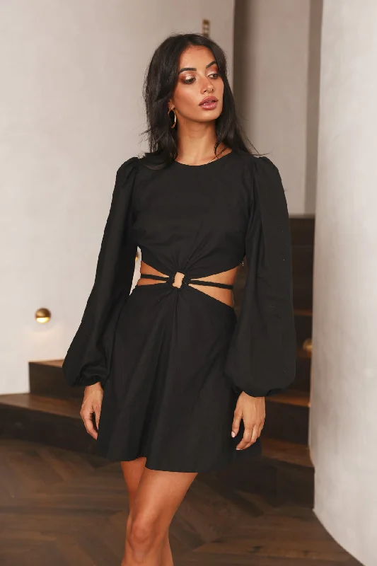 Hottest Tea Dress Black