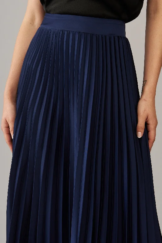 Allison Midi Pleat Skirt In Navy Satin