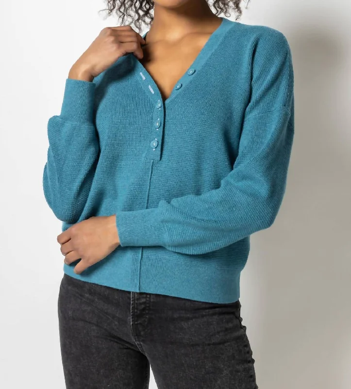 Easy Button Henley Sweater In Baltic Blue