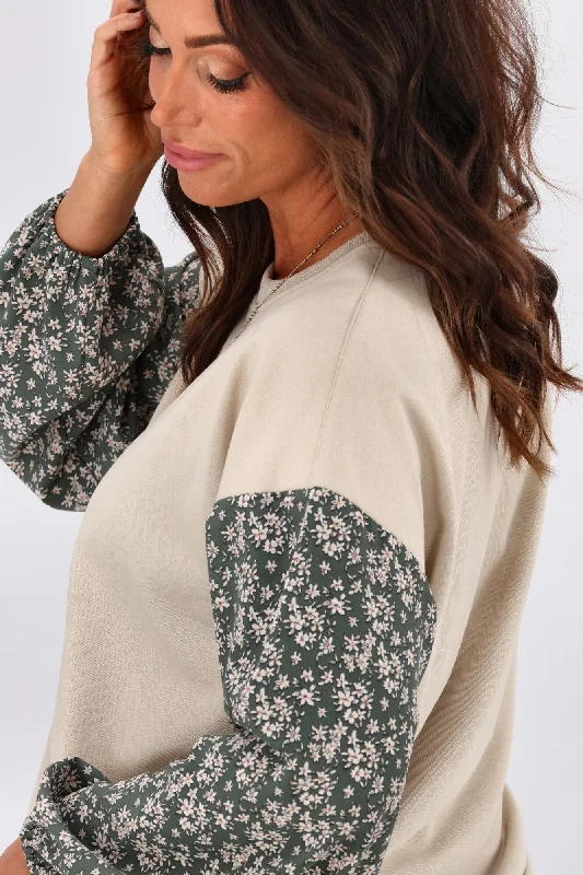 Shine On label Sabine Floral Sleeve Crew Top Oatmeal