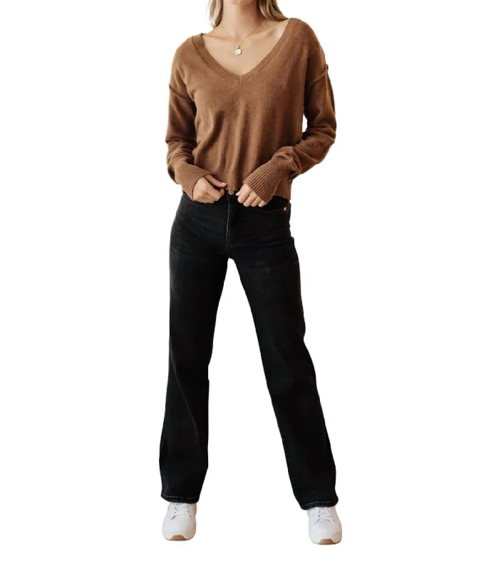 Back To Life V-Neck Sweater In Mocha