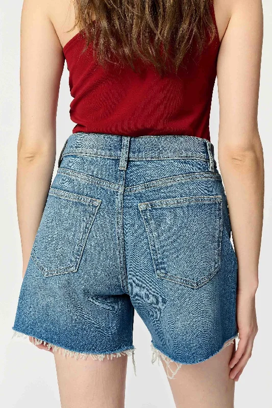 VVI Relaxed Jean Short - Out of Town