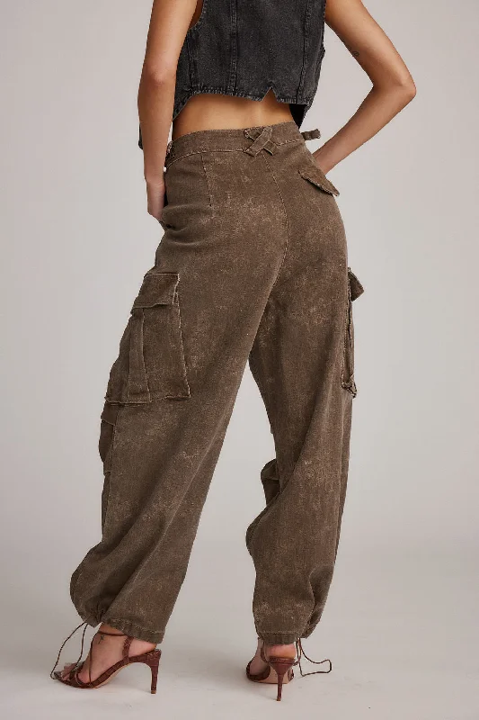 Fleetwood Brown Cargo Pants