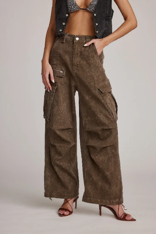 Fleetwood Brown Cargo Pants