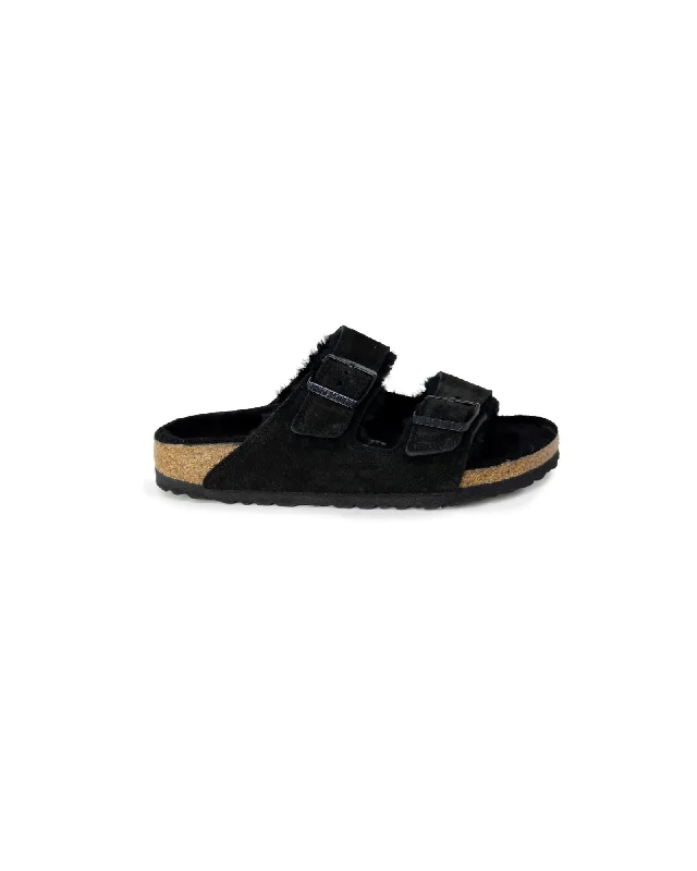 Birkenstock Black Slippers with Article Code 752663