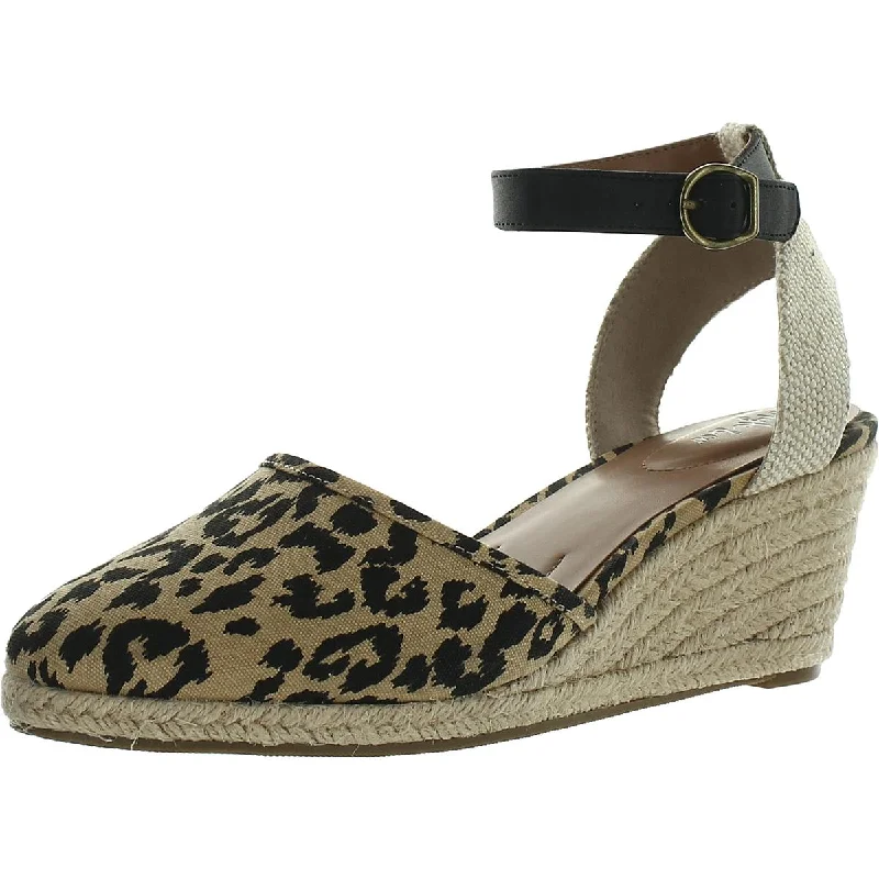 10.5 Medium (B,M) / Leopard Canvas